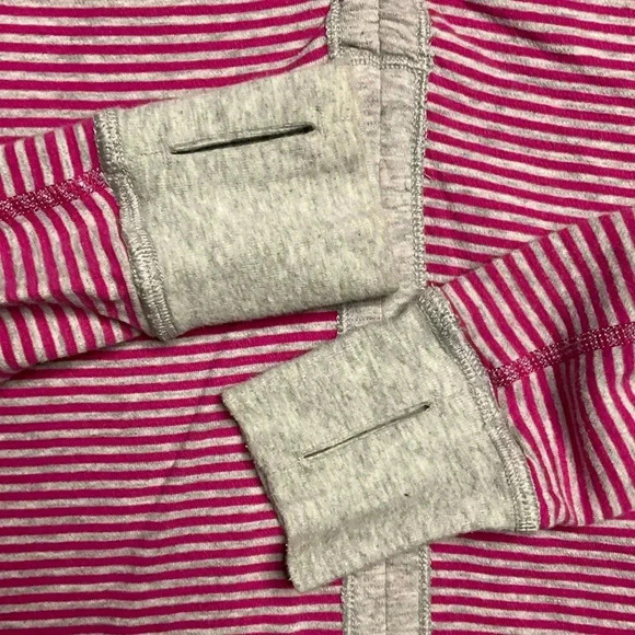 Lululemon In A Cinch Long Sleeve Pullover - Picture 9 of 9